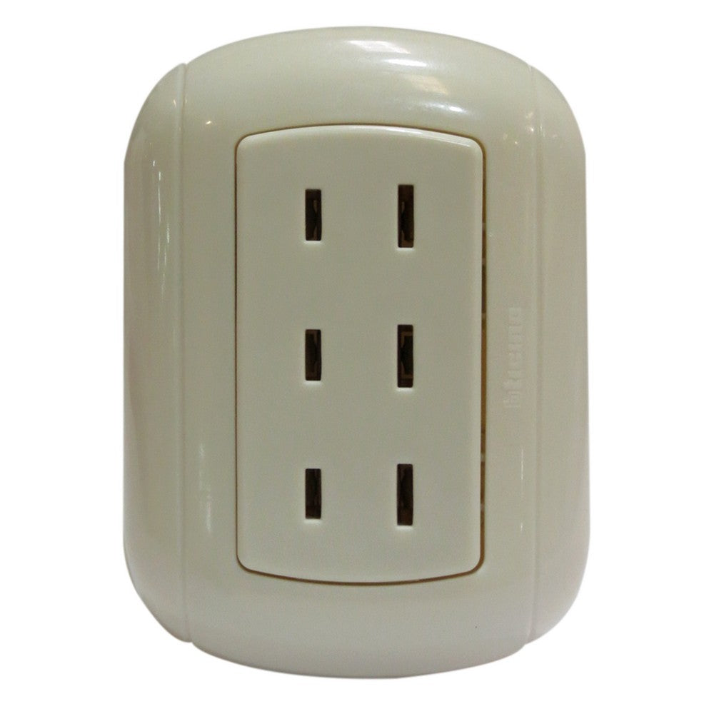 TOMA SUPERFICIAL TRIPLE 15 AMPERIO 125V HUNTER EL-1395